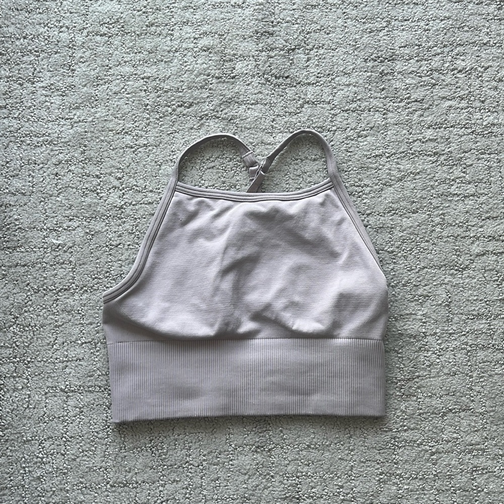 Seamless Lululemon Halter Neck Bra | size 4